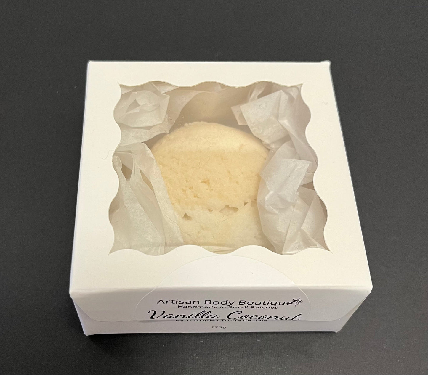 Bath Bomb Truffle in Vanilla Coconut Scent with nourishing Shea butter.
